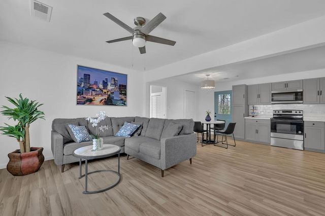 2030 Euclid Street, Statham, GA 30666