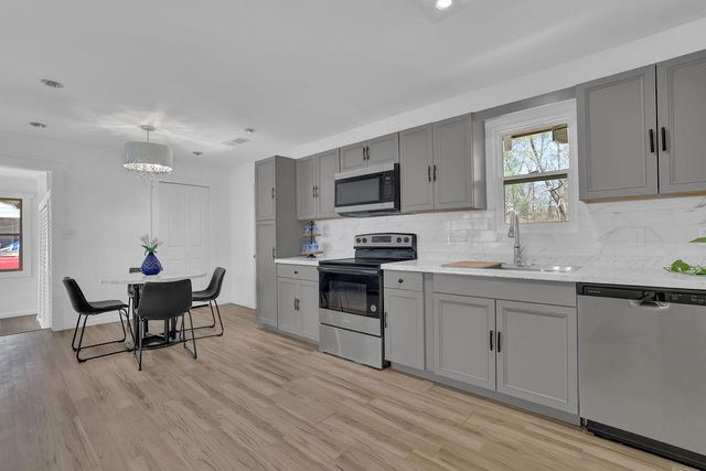 2030 Euclid Street, Statham, GA 30666