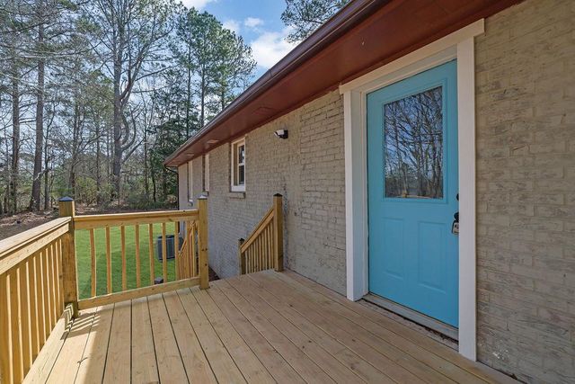 2030 Euclid Street, Statham, GA 30666