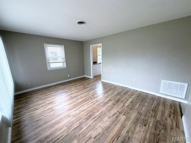 3139 Saint David Lane, St Ann, MO 63074