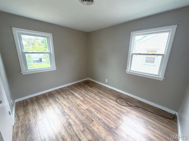 3139 Saint David Lane, St Ann, MO 63074