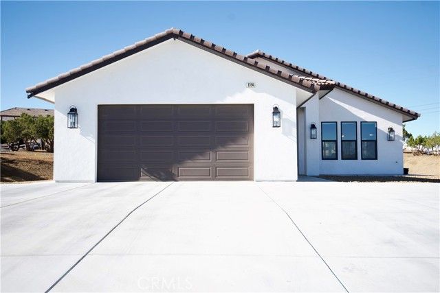 8354 Macron, Oak Hills, CA 92344