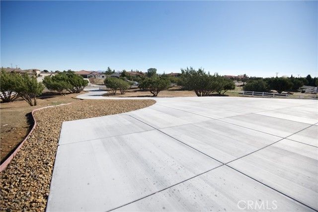 8354 Macron, Oak Hills, CA 92344