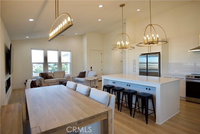 8354 Macron, Oak Hills, CA 92344