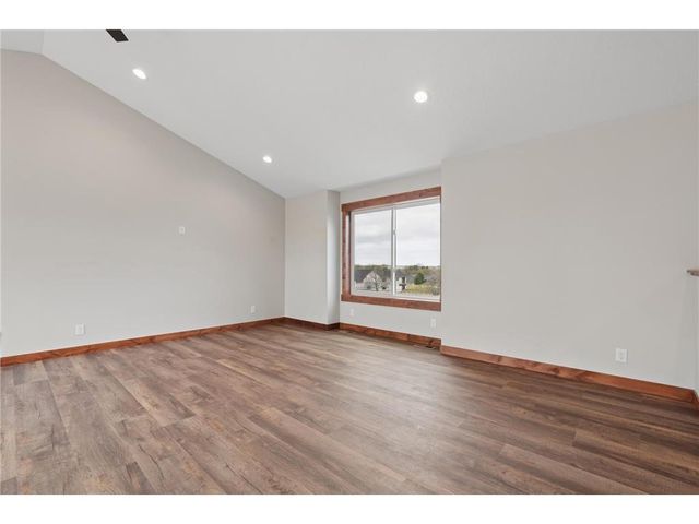 222 Eagle Ridge Drive, Roberts, WI 54023