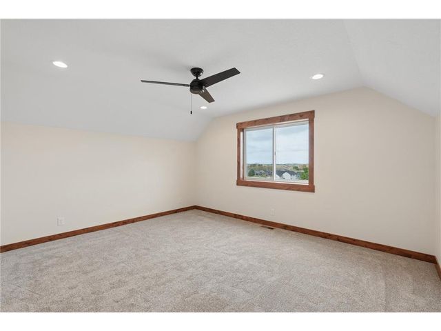 222 Eagle Ridge Drive, Roberts, WI 54023