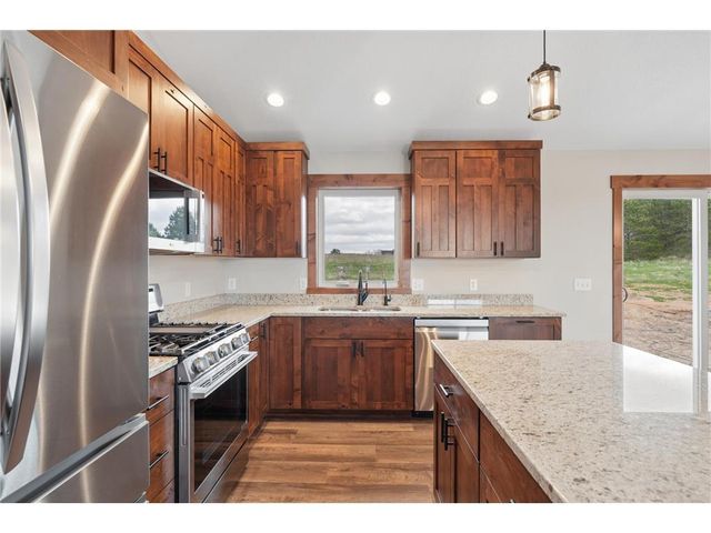 222 Eagle Ridge Drive, Roberts, WI 54023