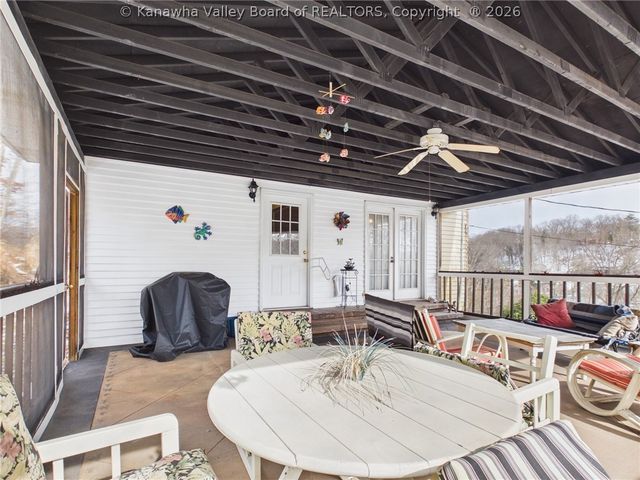 1200 Henry Road, South Charleston, WV 25303