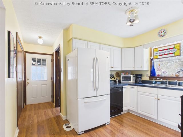 1200 Henry Road, South Charleston, WV 25303