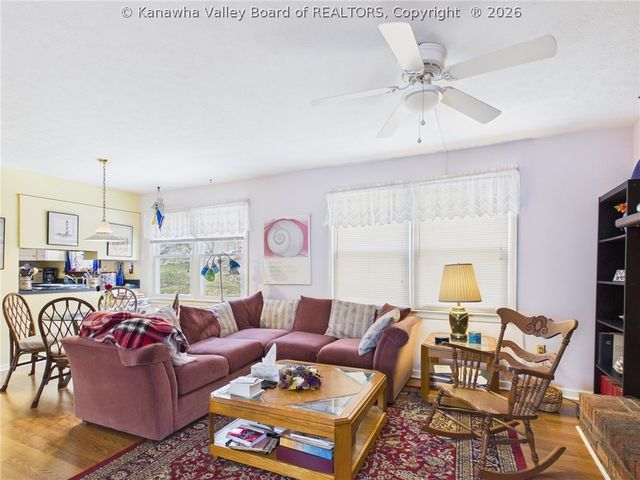 1200 Henry Road, South Charleston, WV 25303