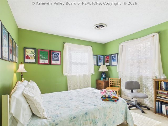 1200 Henry Road, South Charleston, WV 25303