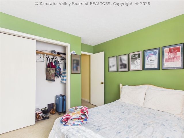 1200 Henry Road, South Charleston, WV 25303