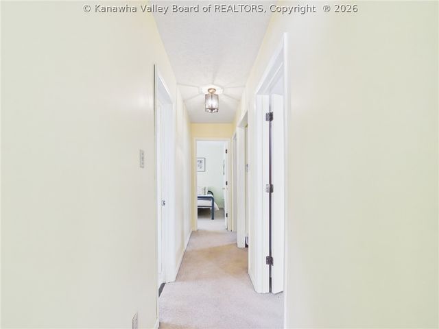 1200 Henry Road, South Charleston, WV 25303