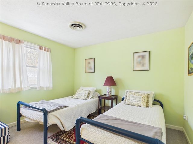 1200 Henry Road, South Charleston, WV 25303