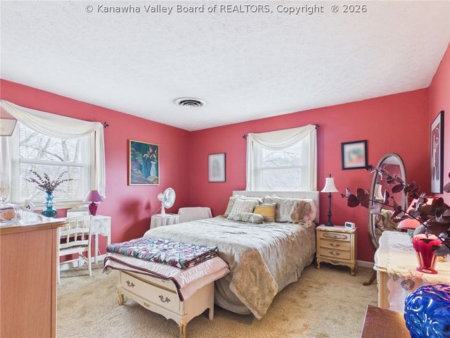 1200 Henry Road, South Charleston, WV 25303