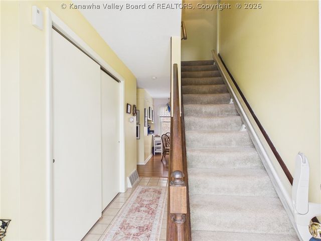 1200 Henry Road, South Charleston, WV 25303