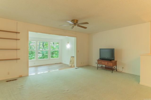 43 Halcon Place, Hot Springs Village, AR 71909