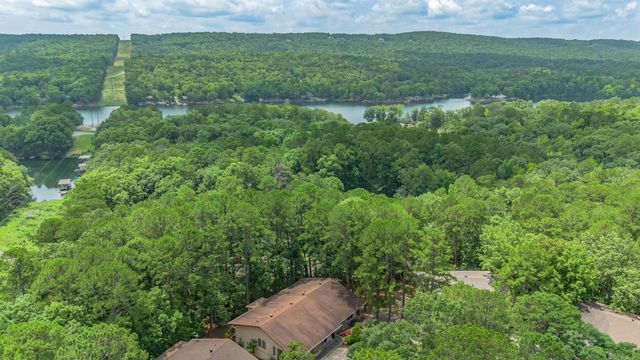 43 Halcon Place, Hot Springs Village, AR 71909