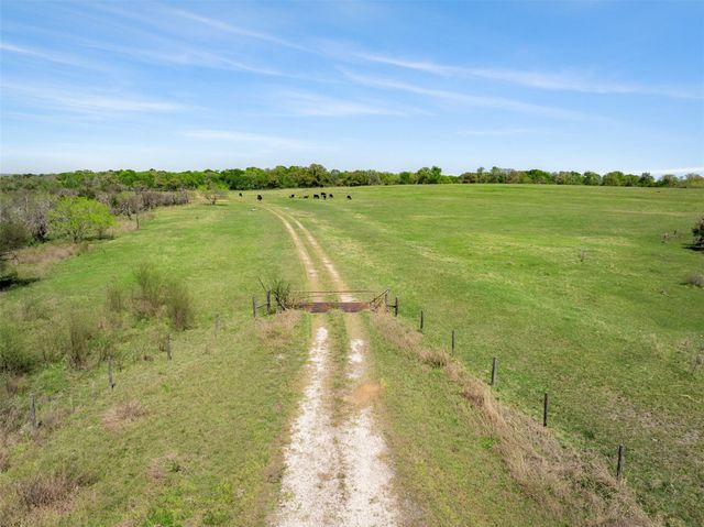 000 Dannheim Road, Brenham, TX 77833