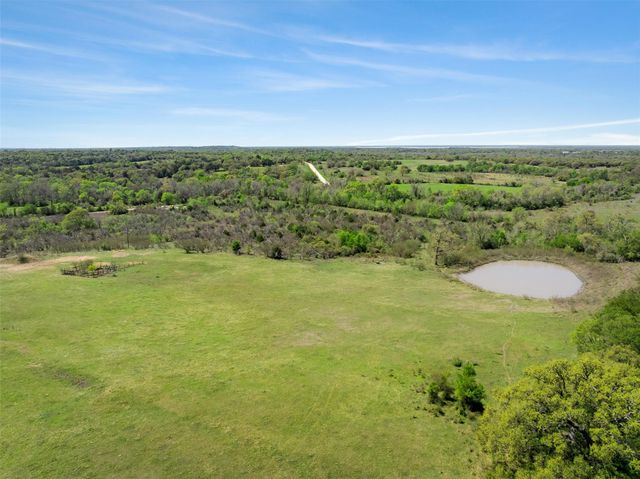 000 Dannheim Road, Brenham, TX 77833