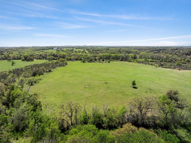 000 Dannheim Road, Brenham, TX 77833