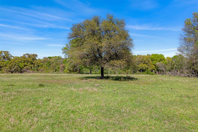 000 Dannheim Road, Brenham, TX 77833