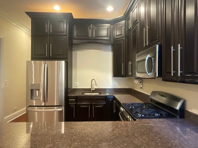 4839 S Vincennes Avenue 1, Chicago, IL 60615