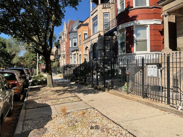4839 S Vincennes Avenue 1, Chicago, IL 60615