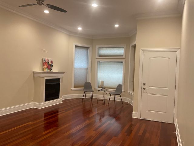 4839 S Vincennes Avenue 1, Chicago, IL 60615