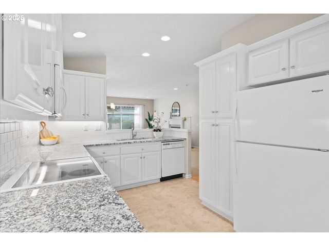 374 CIMARRON Ct Se, Salem, OR 97306