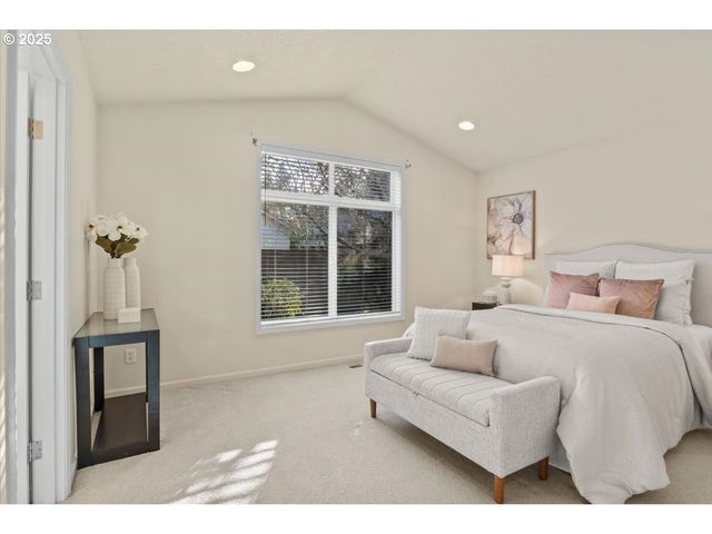 374 CIMARRON Ct Se, Salem, OR 97306