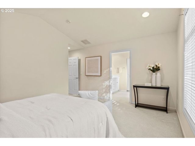 374 CIMARRON Ct Se, Salem, OR 97306