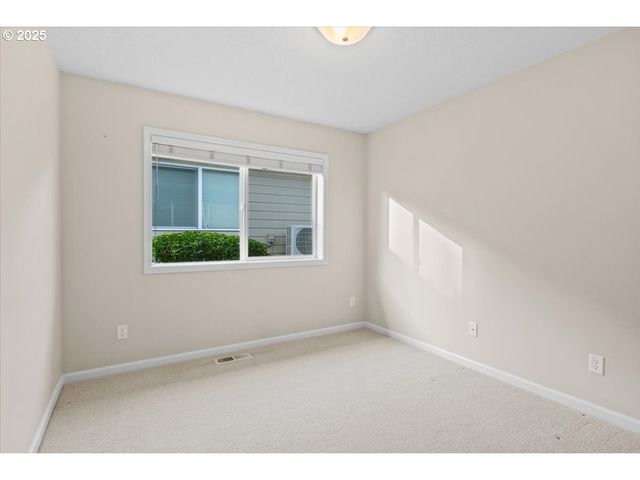 374 CIMARRON Ct Se, Salem, OR 97306