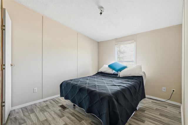 910 County Road 3556, Cleveland, TX 77327