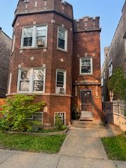 5829 N Washtenaw Avenue, Chicago, IL 60659