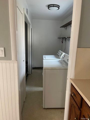 8285 Pilgrim, Washington Township, MI 48094