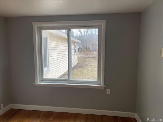 8285 Pilgrim, Washington Township, MI 48094