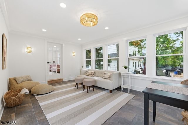 11 Cobane Ter, West Orange Twp., NJ 07052