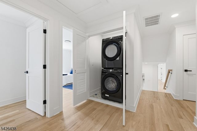 11 Cobane Ter, West Orange Twp., NJ 07052