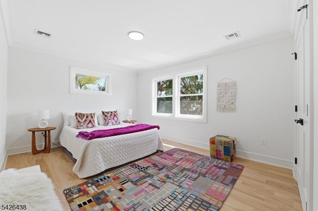 11 Cobane Ter, West Orange Twp., NJ 07052