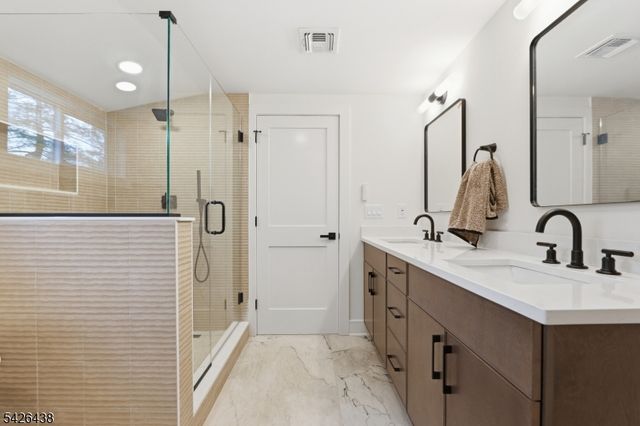 11 Cobane Ter, West Orange Twp., NJ 07052