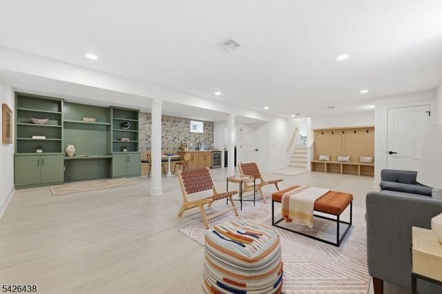 11 Cobane Ter, West Orange Twp., NJ 07052