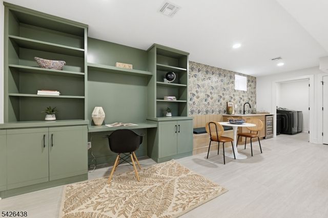 11 Cobane Ter, West Orange Twp., NJ 07052