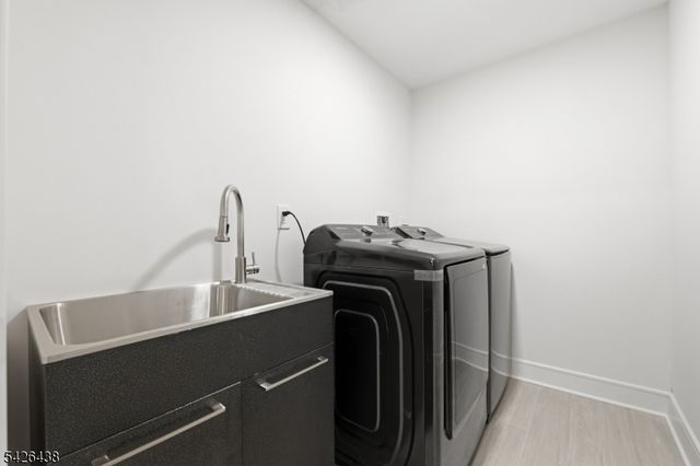 11 Cobane Ter, West Orange Twp., NJ 07052