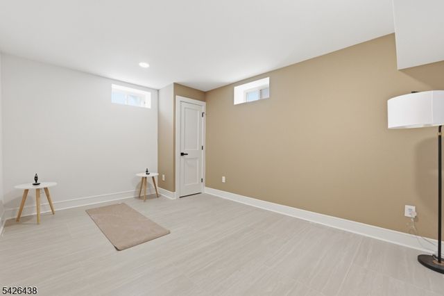 11 Cobane Ter, West Orange Twp., NJ 07052