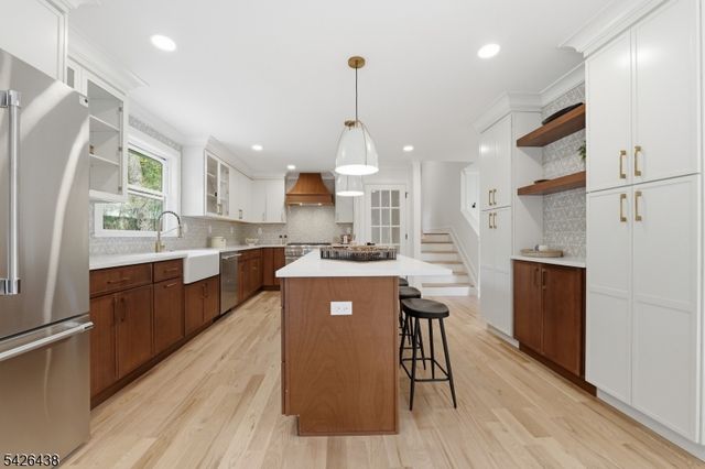 11 Cobane Ter, West Orange Twp., NJ 07052