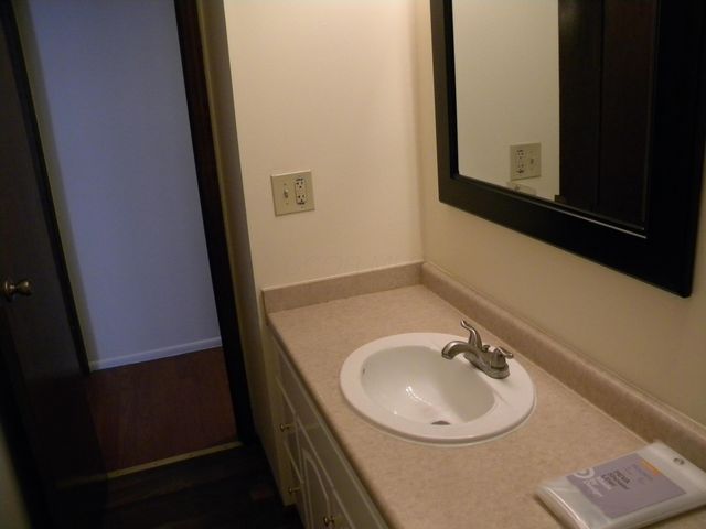 501 Clairbrook Avenue, JG8, Columbus, OH 43228