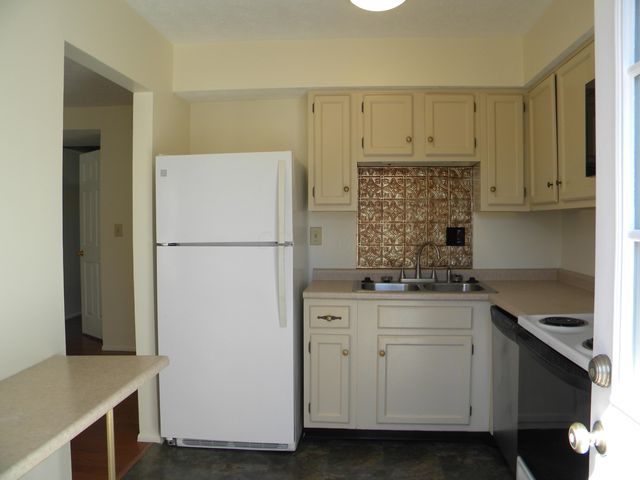 501 Clairbrook Avenue, JG8, Columbus, OH 43228