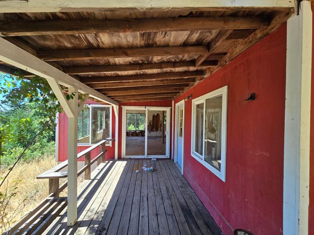 80000 & 80010 Ebert Lane, Garberville, CA 95542