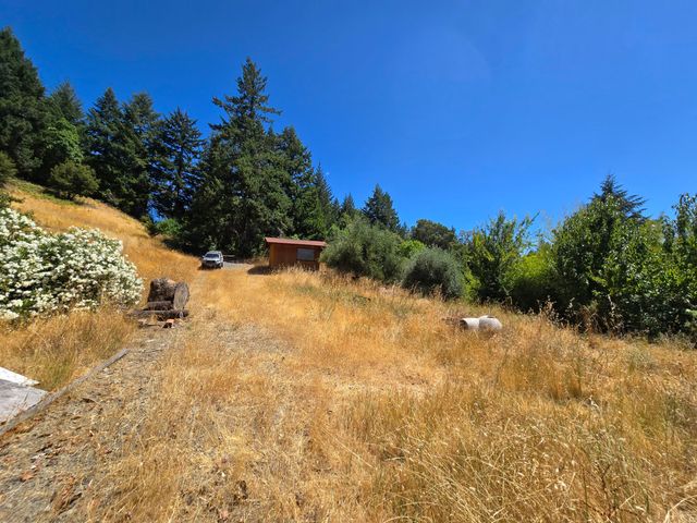 80000 & 80010 Ebert Lane, Garberville, CA 95542